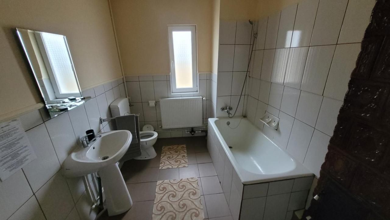 Appartamento Apartament Tiatim Vatra Dornei Esterno foto