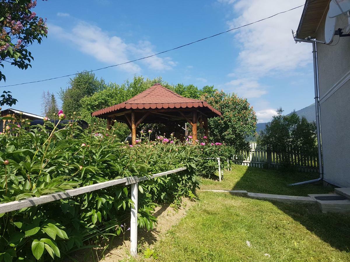 Appartamento Apartament Tiatim Vatra Dornei Esterno foto