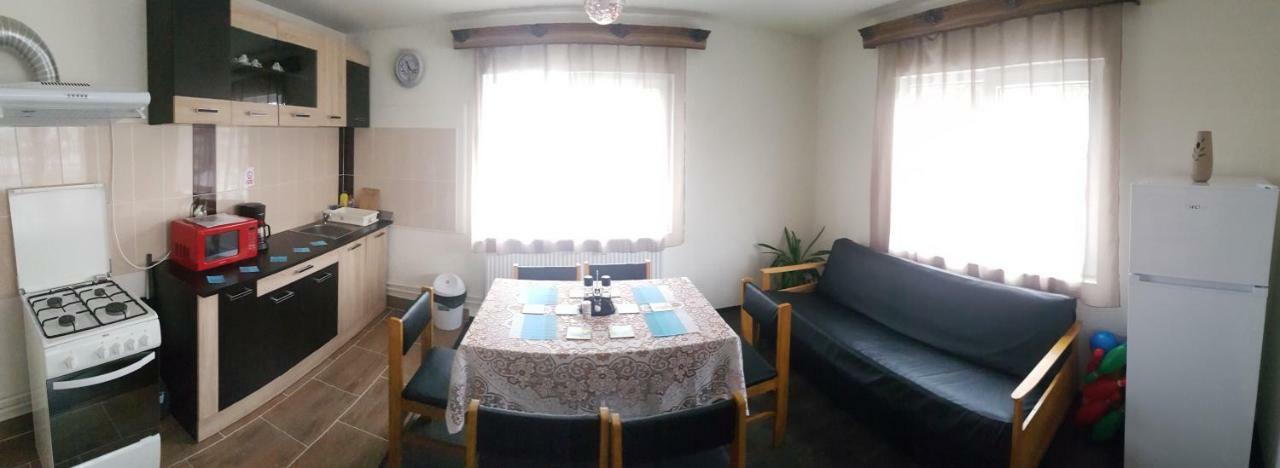 Appartamento Apartament Tiatim Vatra Dornei Esterno foto